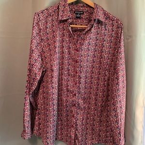 Polka dot blouse in pink/purple